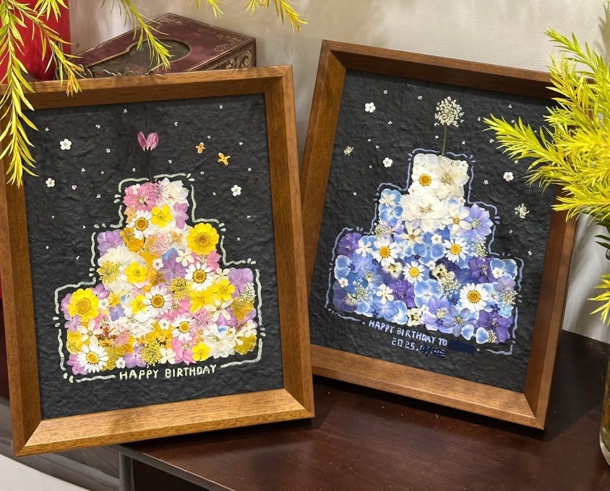 Pressed flower art
