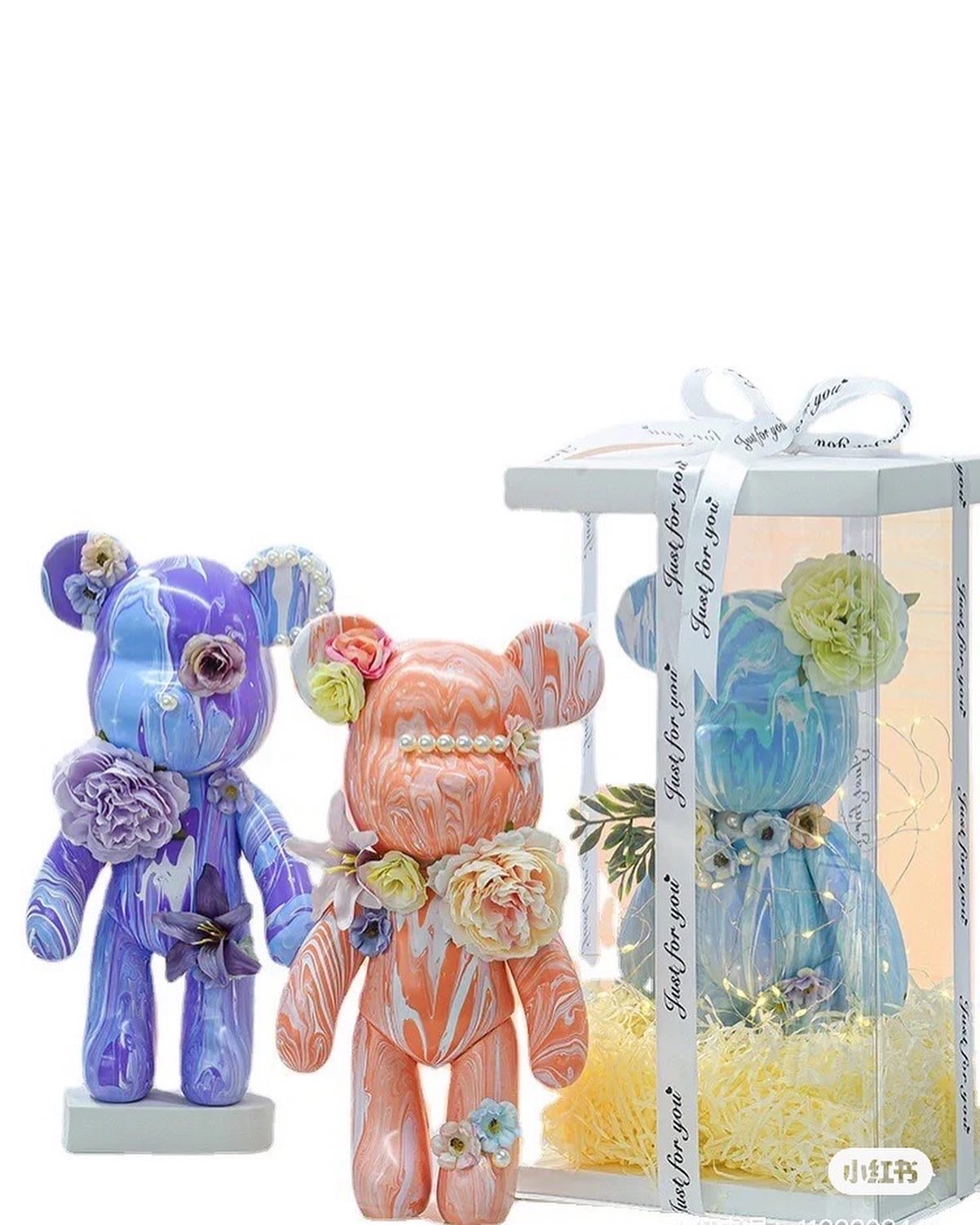 Handmade fluid art bears finished as studio gifts